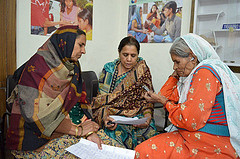 Community radio in India • <a style="font-size:0.8em;" href="https://www.flickr.com/photos/57374093@N03/8939271189/" target="_blank">View on Flickr</a>